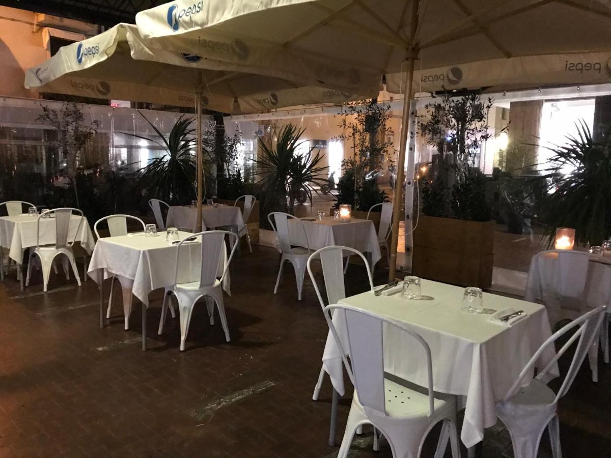Acquapazza Restaurant & Room San Benedetto del Tronto Kültér fotó